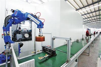 智能賦能，引領(lǐng)未來 凌豐現(xiàn)代餐廚具產(chǎn)業(yè)升級(jí)基地1#自動(dòng)線點(diǎn)火啟動(dòng)與智能機(jī)器人研發(fā)新篇章